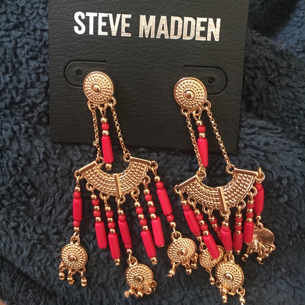Steve Madden earrings